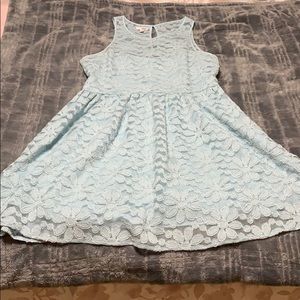 Dress:light blue with lace